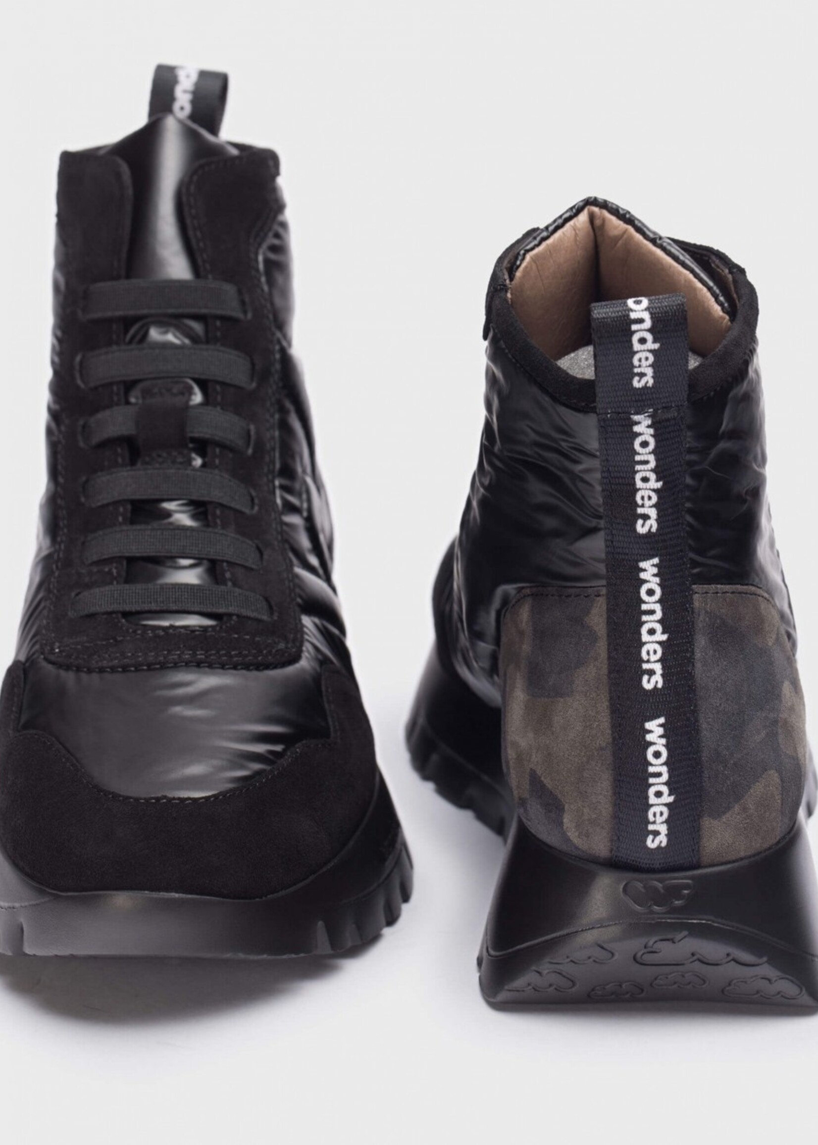 High Top Sneakers Trend Black