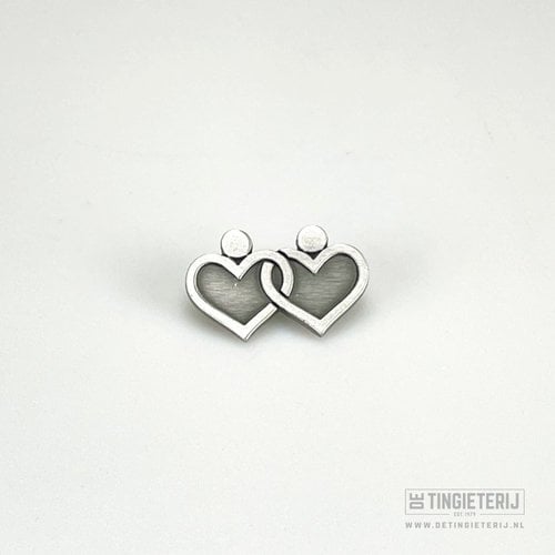 De Tingieterij Brooch - Friendship