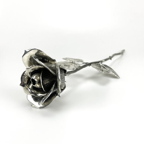 De Tingieterij Pewter rose [20cm]