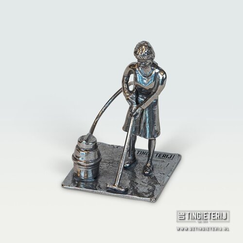 De Tingieterij Huishoudster De Tingieterij Huishoudster