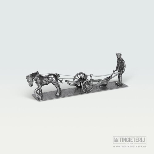 De Tingieterij Bauer mit pflug