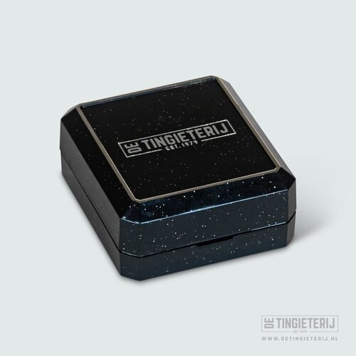 De Tingieterij Art Nouveau Tin Brooch | Art Nouveau Jewelry | The Tin Foundry