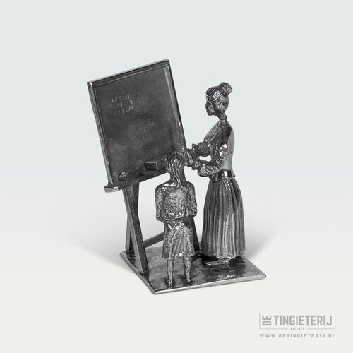 De Tingieterij Lehrer mit tafel