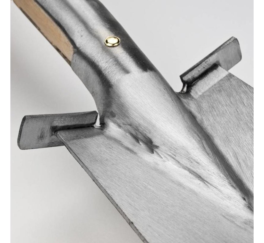 Smalle spade met steps