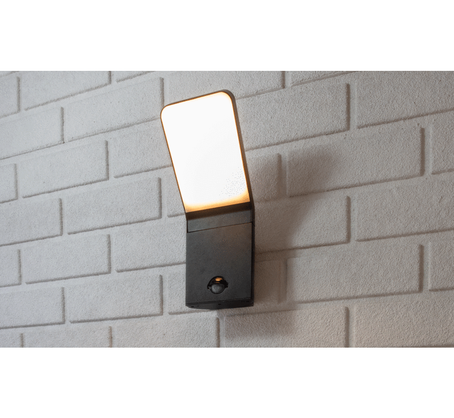 Wandlamp Franco met sensor - Buiten