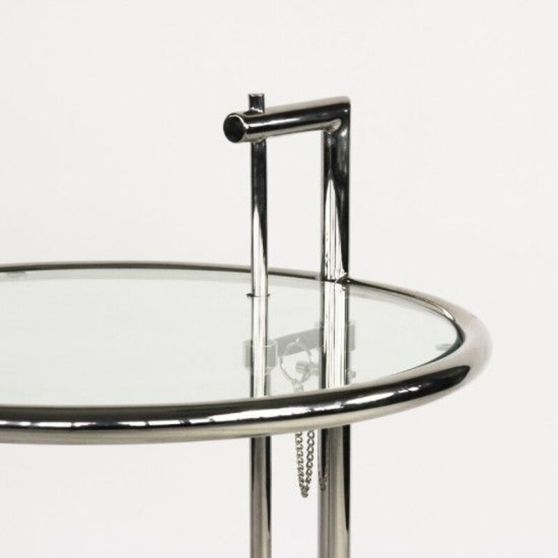 Barcelona chair Eileen Grey Side Table