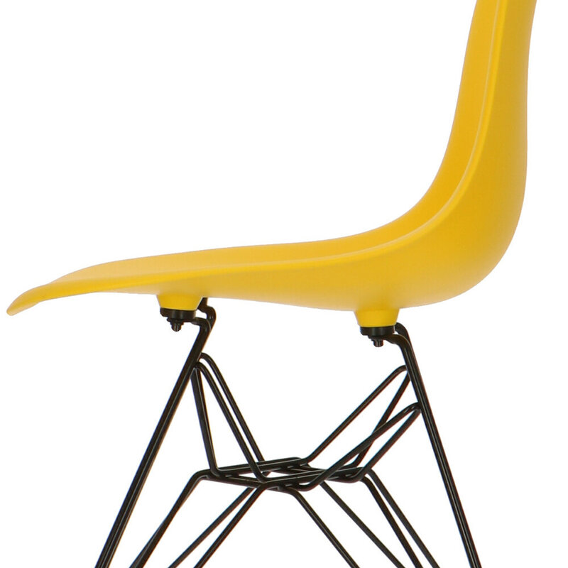 POPfurniture Chaise POP DSR Pieds Noirs Jaune