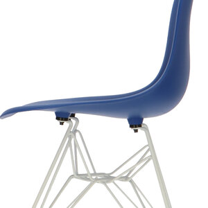 POPfurniture POP Stuhl DSR Weißes Untergestell Dunkelblau