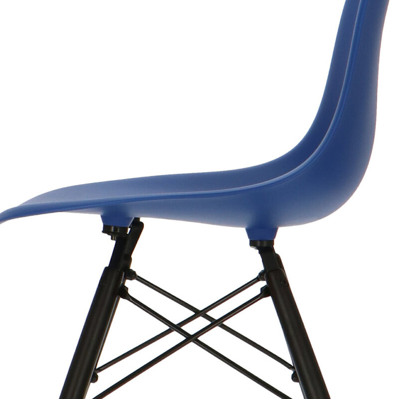 POPfurniture POP Stol DSW Mørkt Chassis Mørkeblå