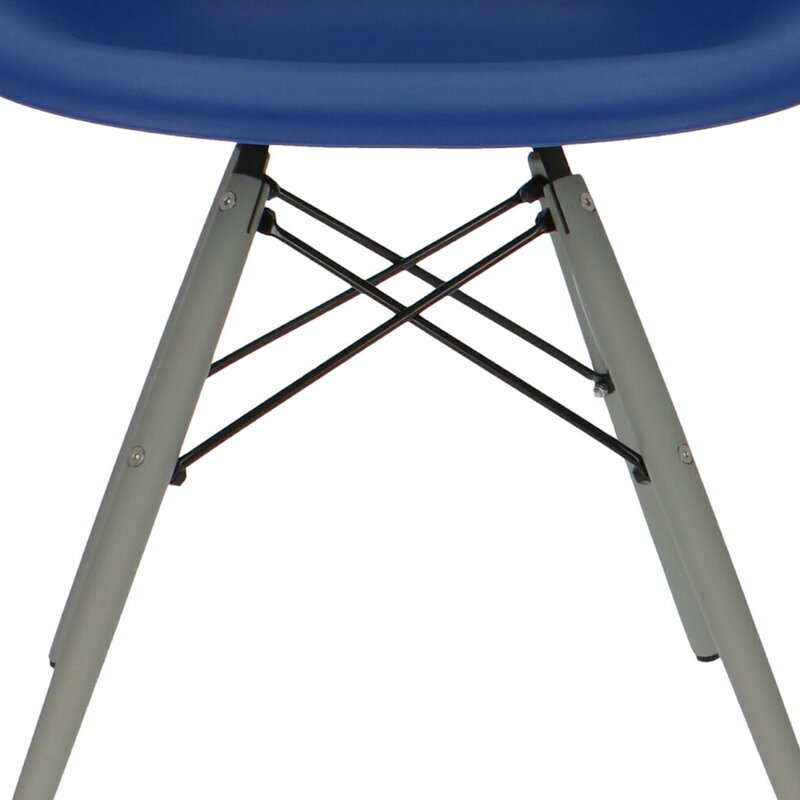 POP Stuhl DAW Graues Untergestell Dunkelblau POPfurniture POP Stuhl DAW Graues Untergestell Dunkelblau