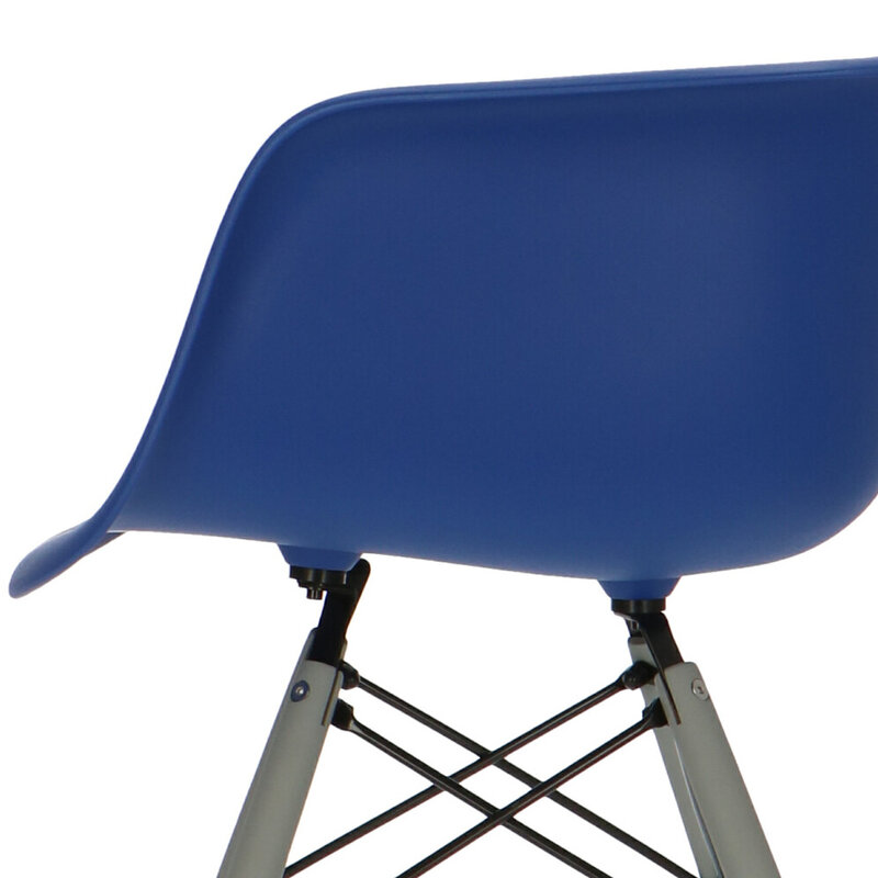 POP Stuhl DAW Graues Untergestell Dunkelblau POPfurniture POP Stuhl DAW Graues Untergestell Dunkelblau