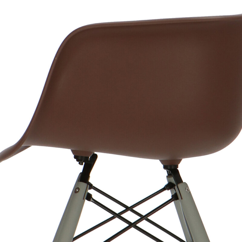 POPfurniture POP Stol DAW Grå Chassis Brun