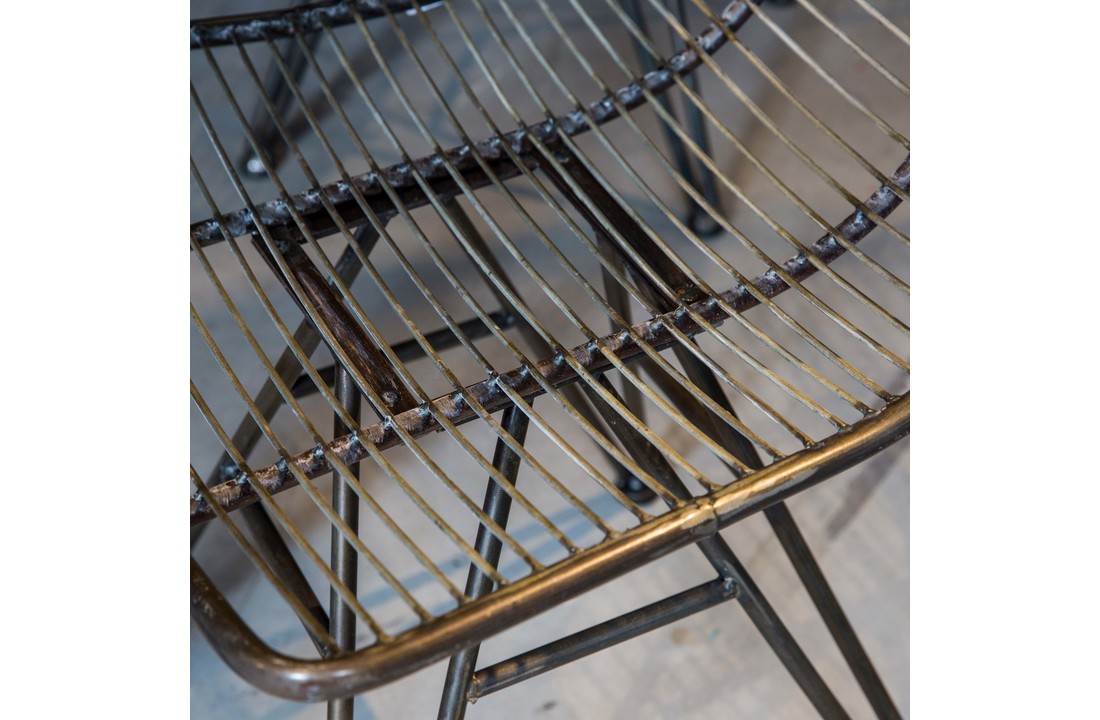 Wire metalen stoel zonder armleuning zwart