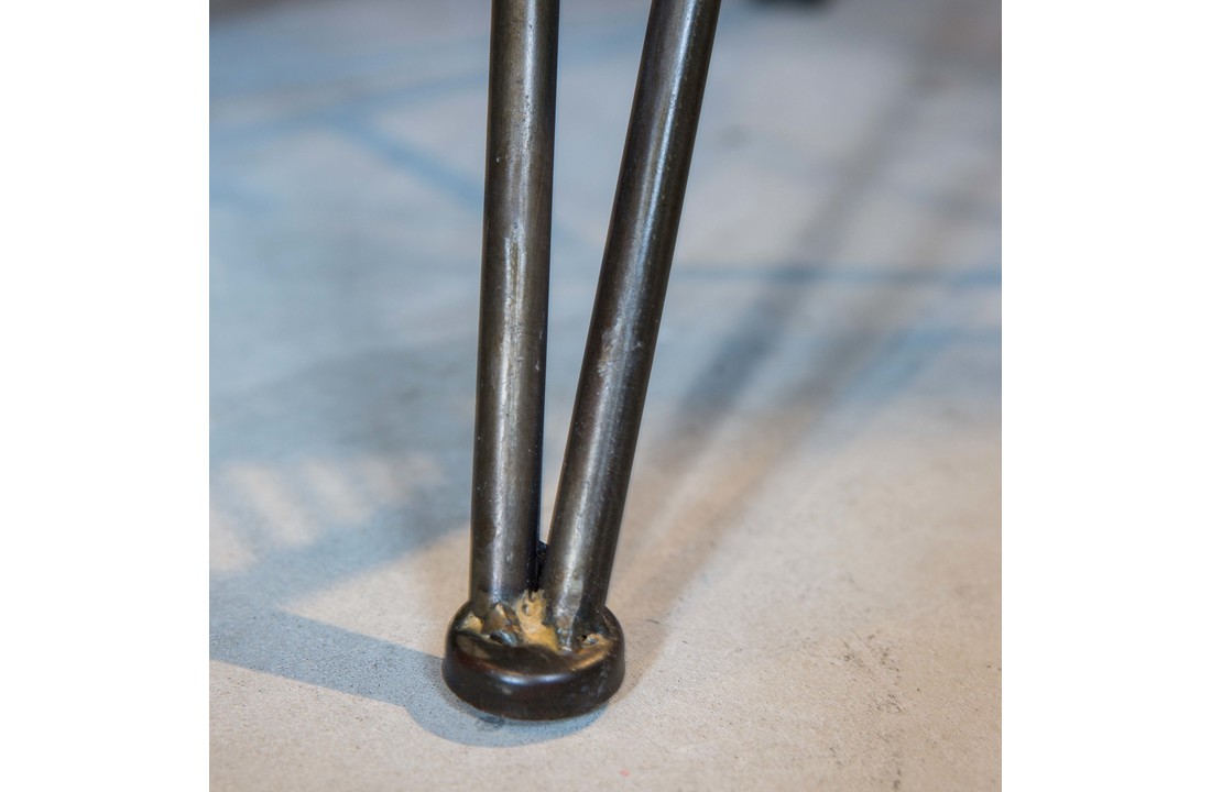 Wire metalen stoel zonder armleuning zwart