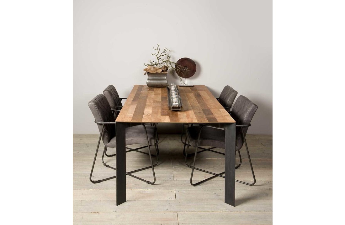 Tower Living | Pandora eetkamertafel | Vier formaten