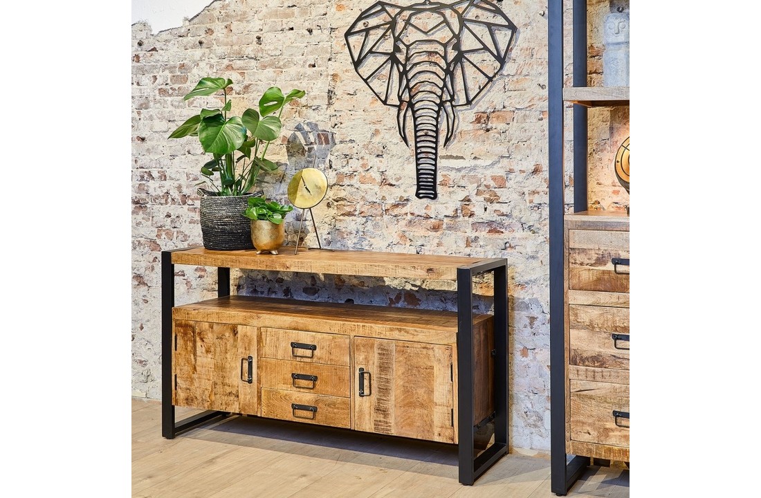 Dressoir Britt | 135 cm | Met lades en deuren