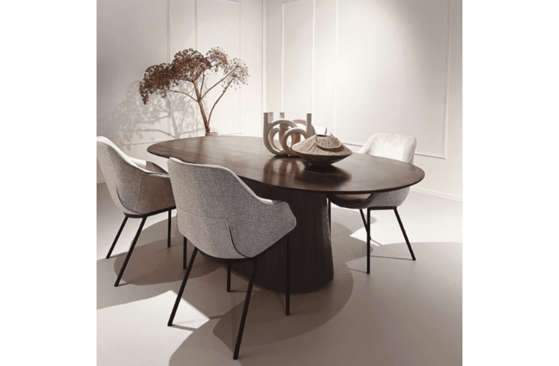 Eettafel Salvator | Walnut | 300cm