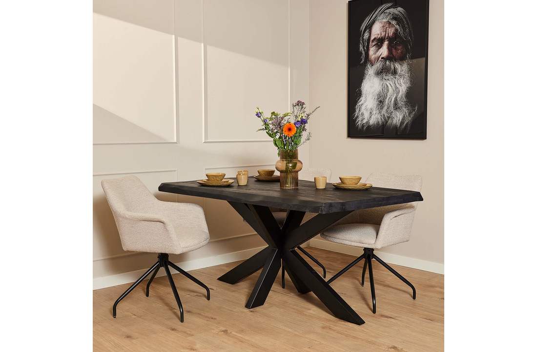 Boomstamtafel Boston Black | 160 cm