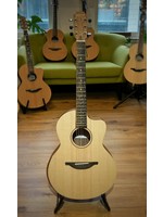 Sheeran by Lowden Sheeran by Lowden S04 Sitka Spruce / Figured Walnut