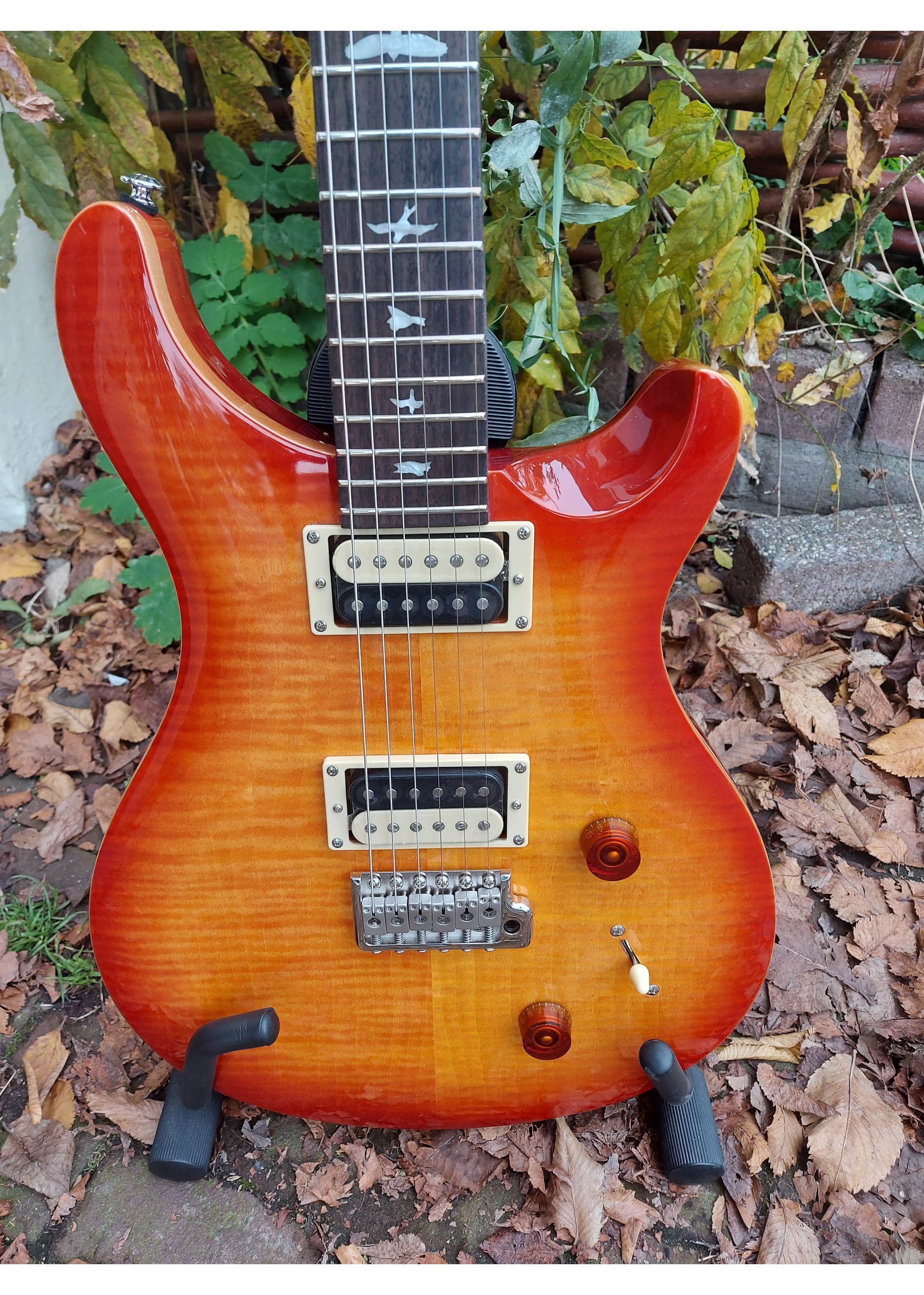 PRS 2021 SE Custom 22 Vintage Sunburst - Prinz Guitars Amsterdam