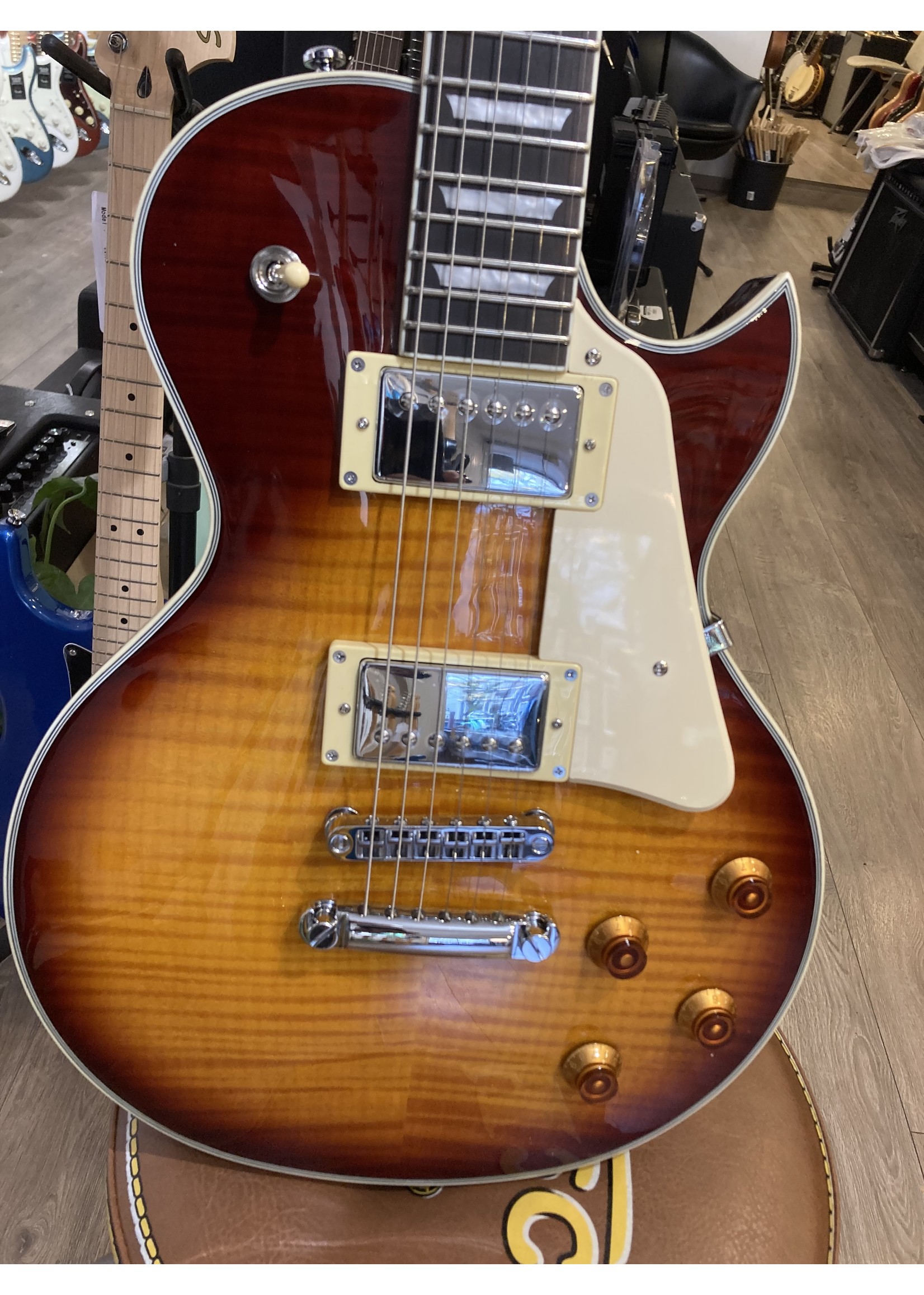 Sire Sire Larry Carlton  L7/TS  L-Style Tobacco Sunburst