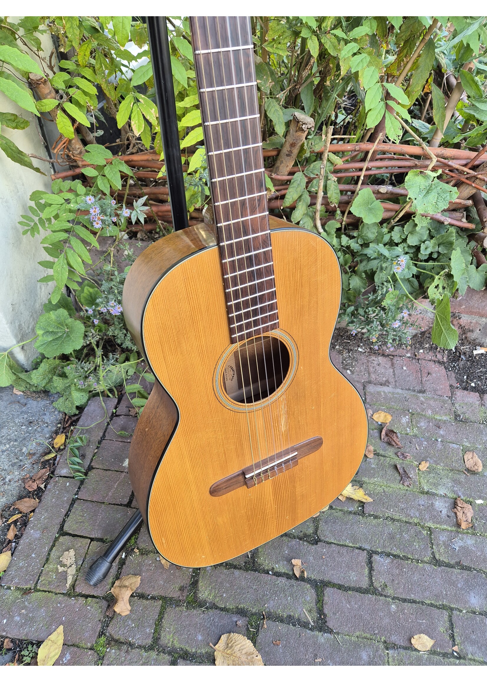 Martin Martin 00-16C 1966 met LR Baggs Anthem sl Classical