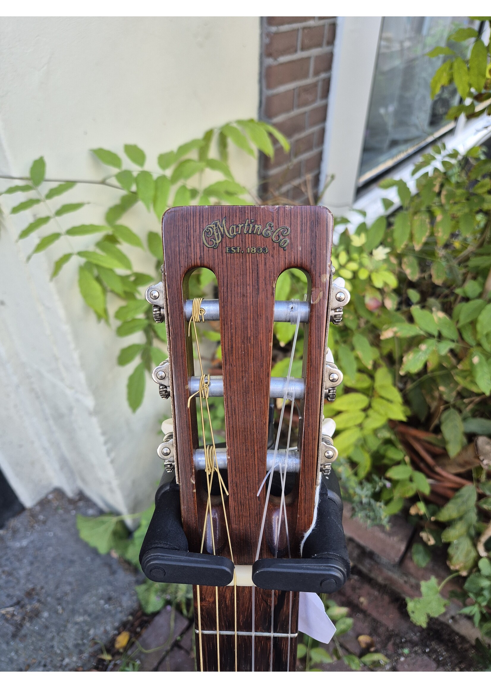 Martin Martin 00-16C 1966 met LR Baggs Anthem sl Classical