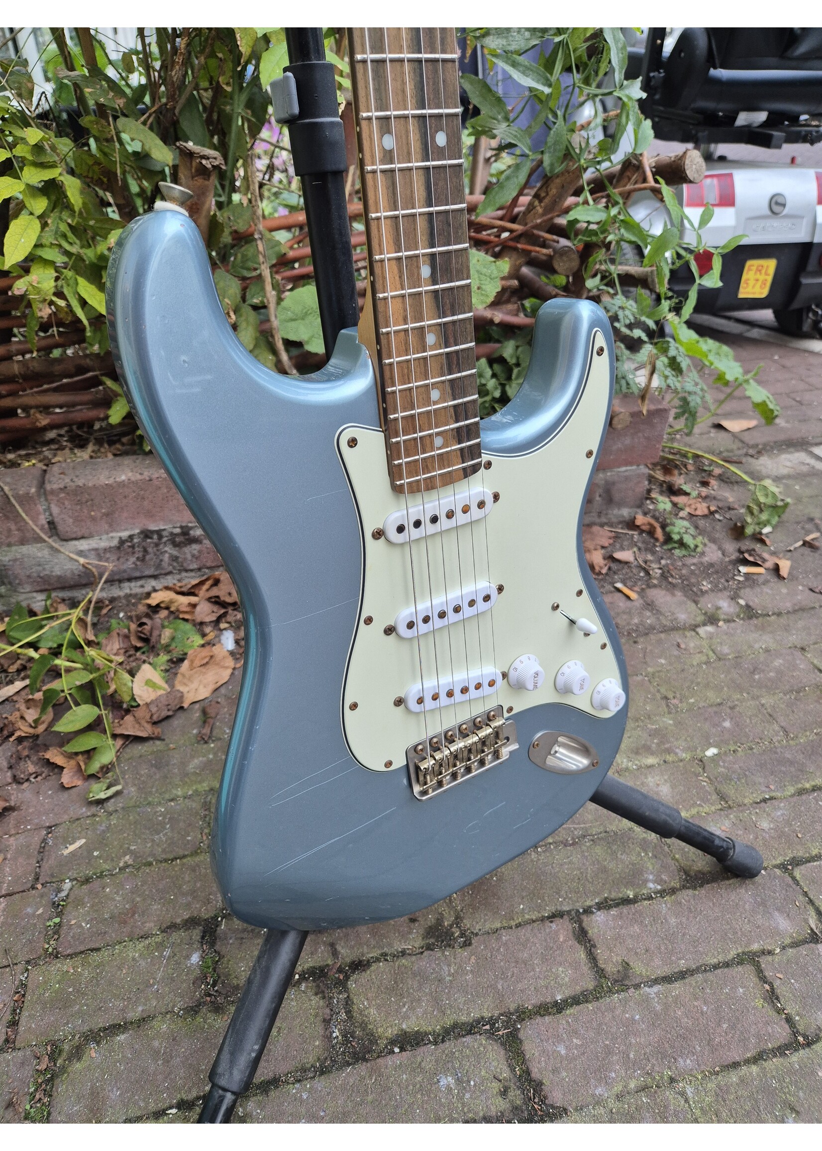 Woodstock Woodstock Old Boy S Ice Blue Metallic Rosewood SSS