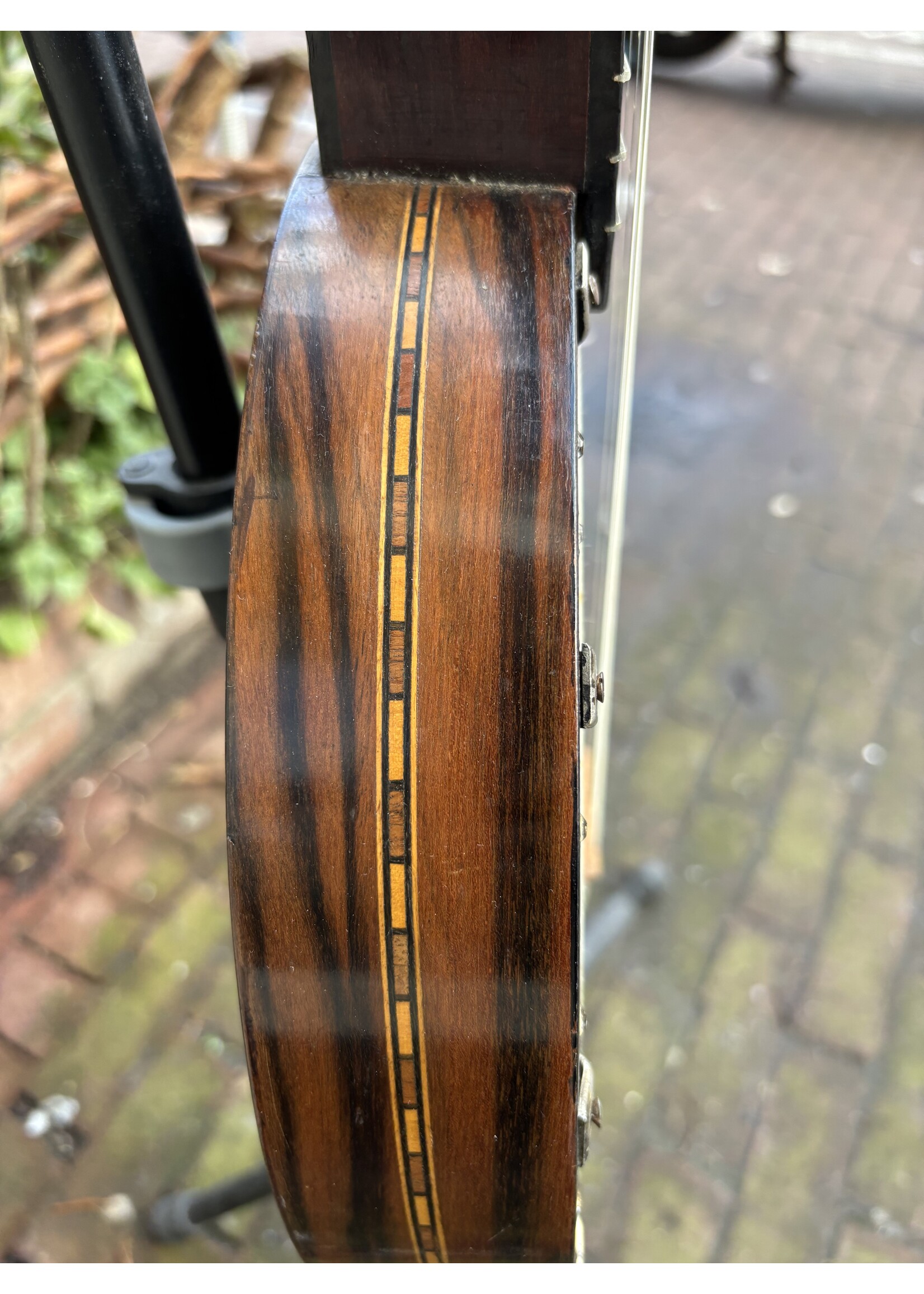 Tenor Banjo +/- 1900