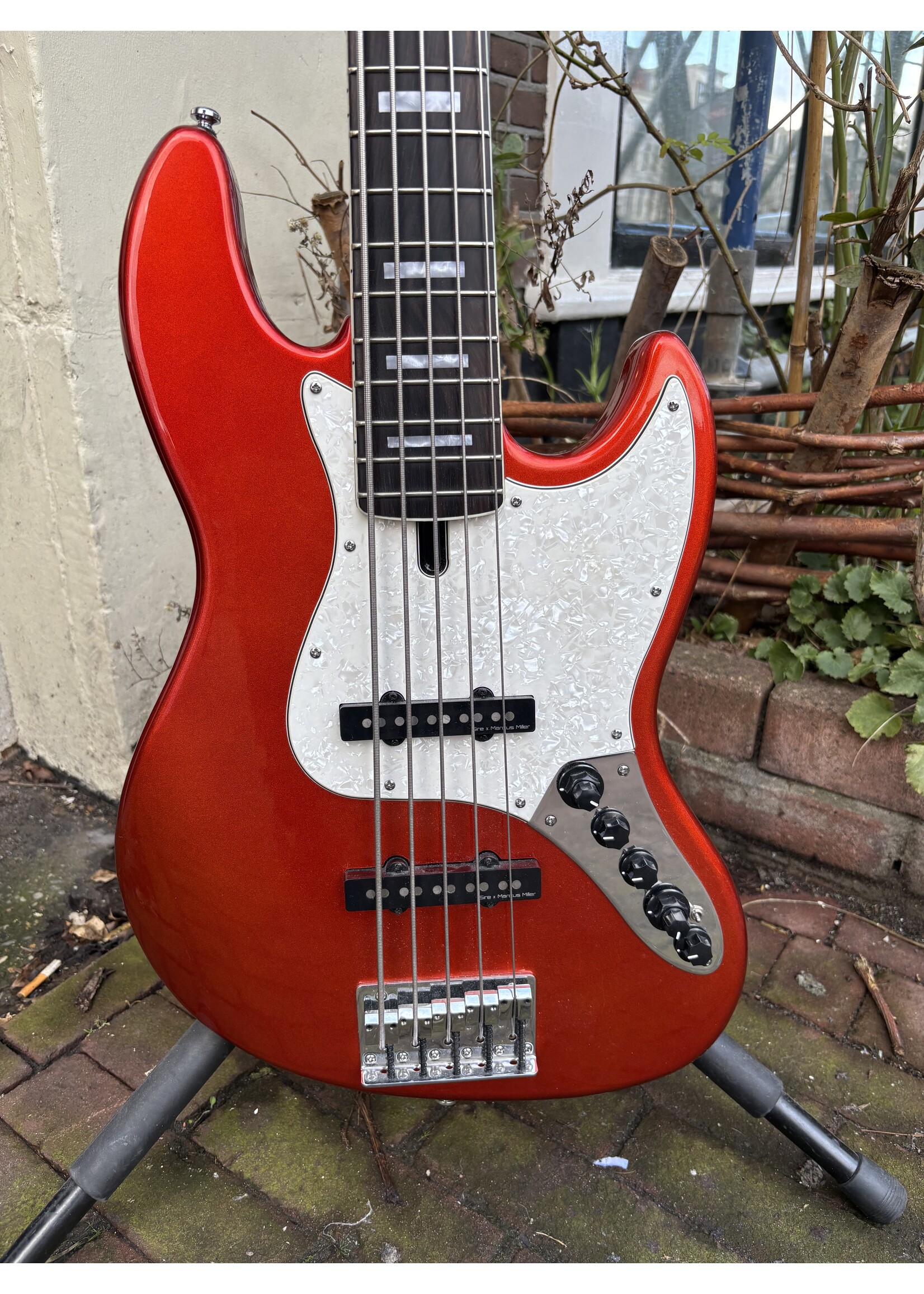 Sire V7 5 string occ