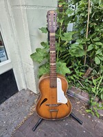 Lewa akoestische gitaar occasion