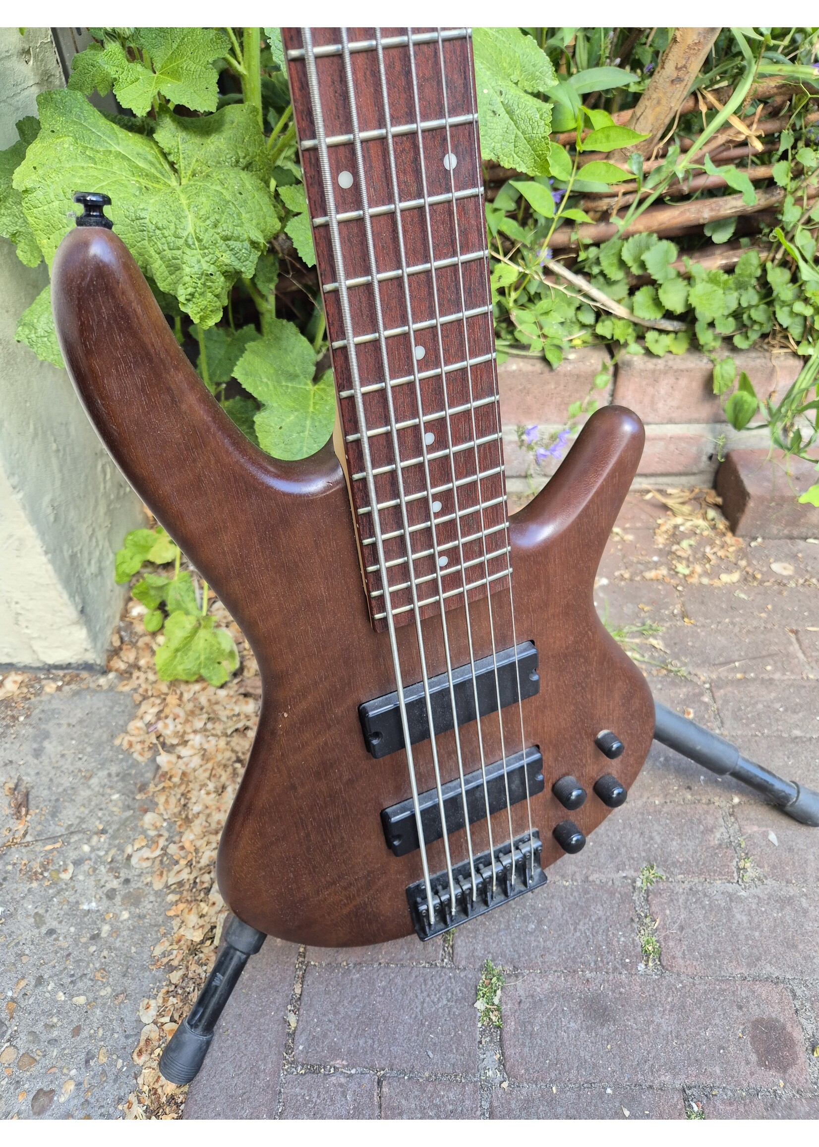 Ibanez Ibanez GSR206B 6 snarige bas occasion