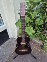 ART & LUTHERIE Art & Lutherie   Roadhouse Bourbon Burst E/A B stock