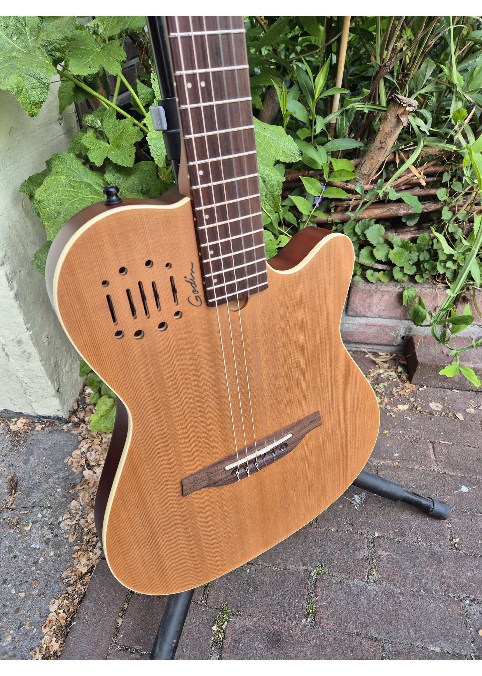 Godin Godin  MultiAc Nylon Encore Natural SG B stock zonder hoes