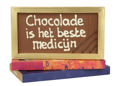 Teddy en Coco chocolade Chocolade is het beste medicijn - Chocoladereep met tekst