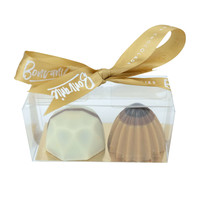 Twee bonbons in mini doosje