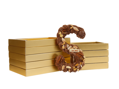 Teddy en Coco chocolade Luxe handgespoten chocoladeletter melk met noten, diverse maten