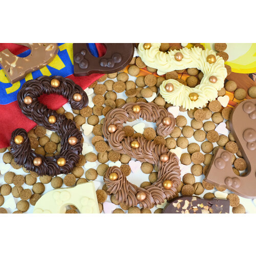 Teddy en Coco chocolade Luxe handgespoten chocoladeletter melk