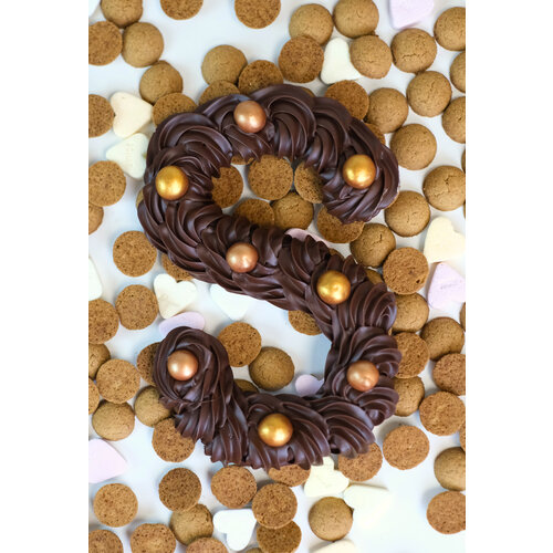 Teddy en Coco chocolade Luxe handgespoten chocoladeletter puur