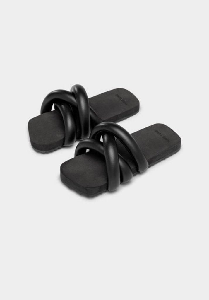 Tyre Slide Black