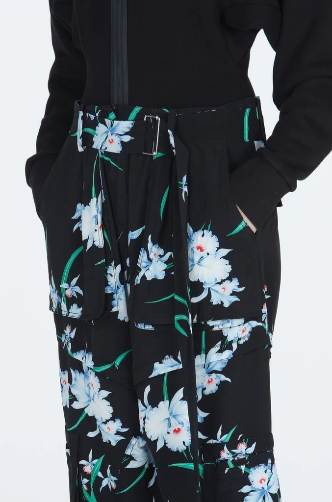 N°21 Floral-Print Silk Trousers