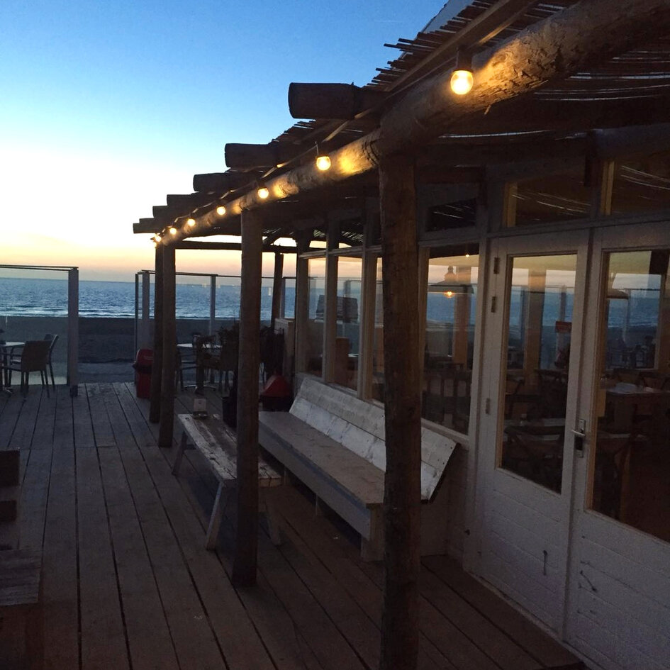 Ampoules guinguette à LED blanc chaud avec LED sur grandes perches