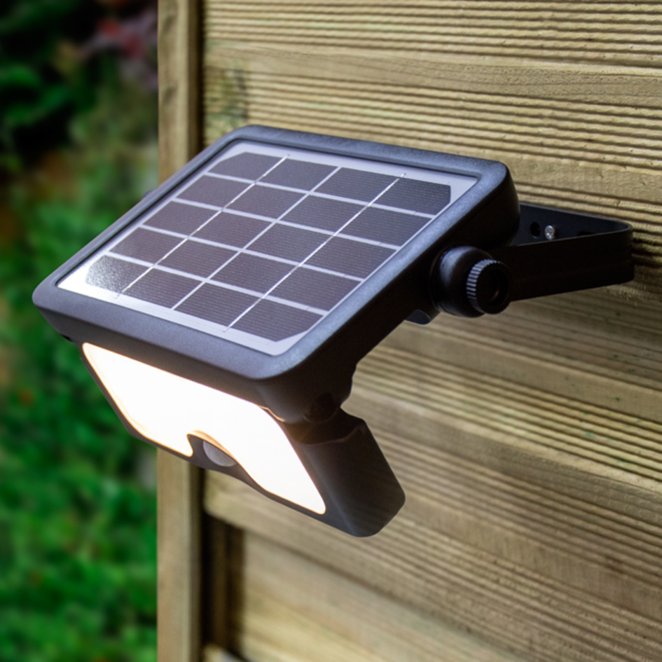 Applique d'extérieur solaire Robo 5W à détecteur - noir