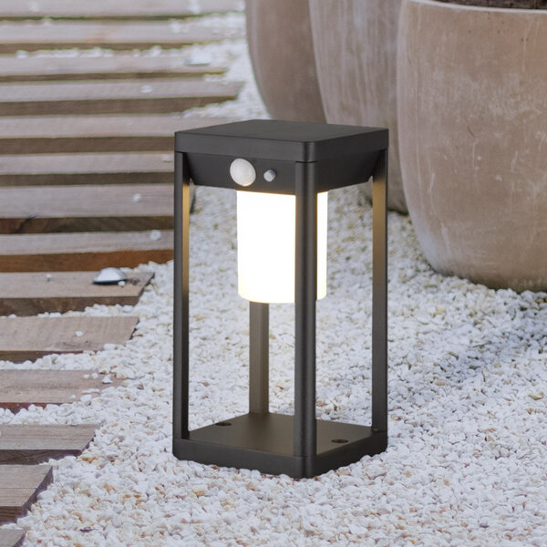 Lampe d'extérieur solaire sur pied Sparky noire avec détecteur, LED intégrée