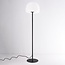Lampe d'extérieur sur pied Sym à abat-jour blanc