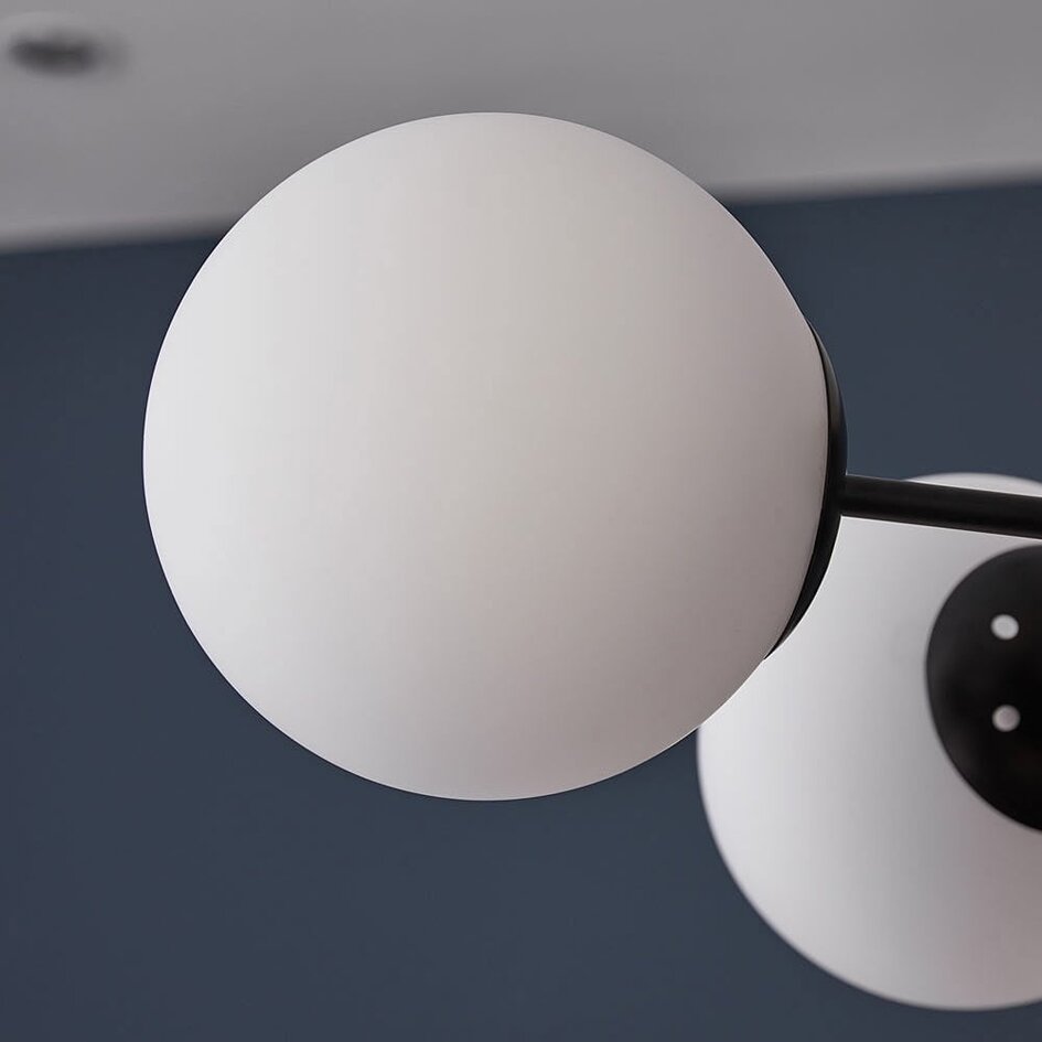 Suspension moderne noir avec verre blanc laiteux, 4 lumières - Callie