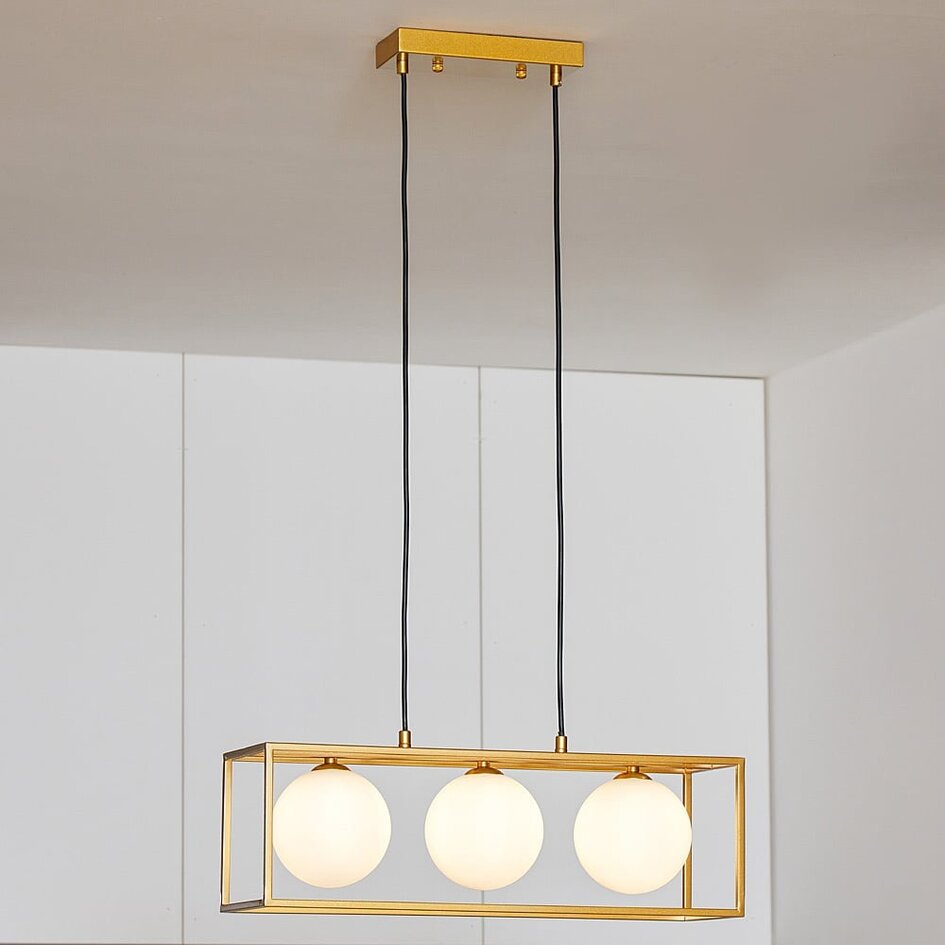 Suspension Gabia 3 lumières - cadre carré doré et verre opalin