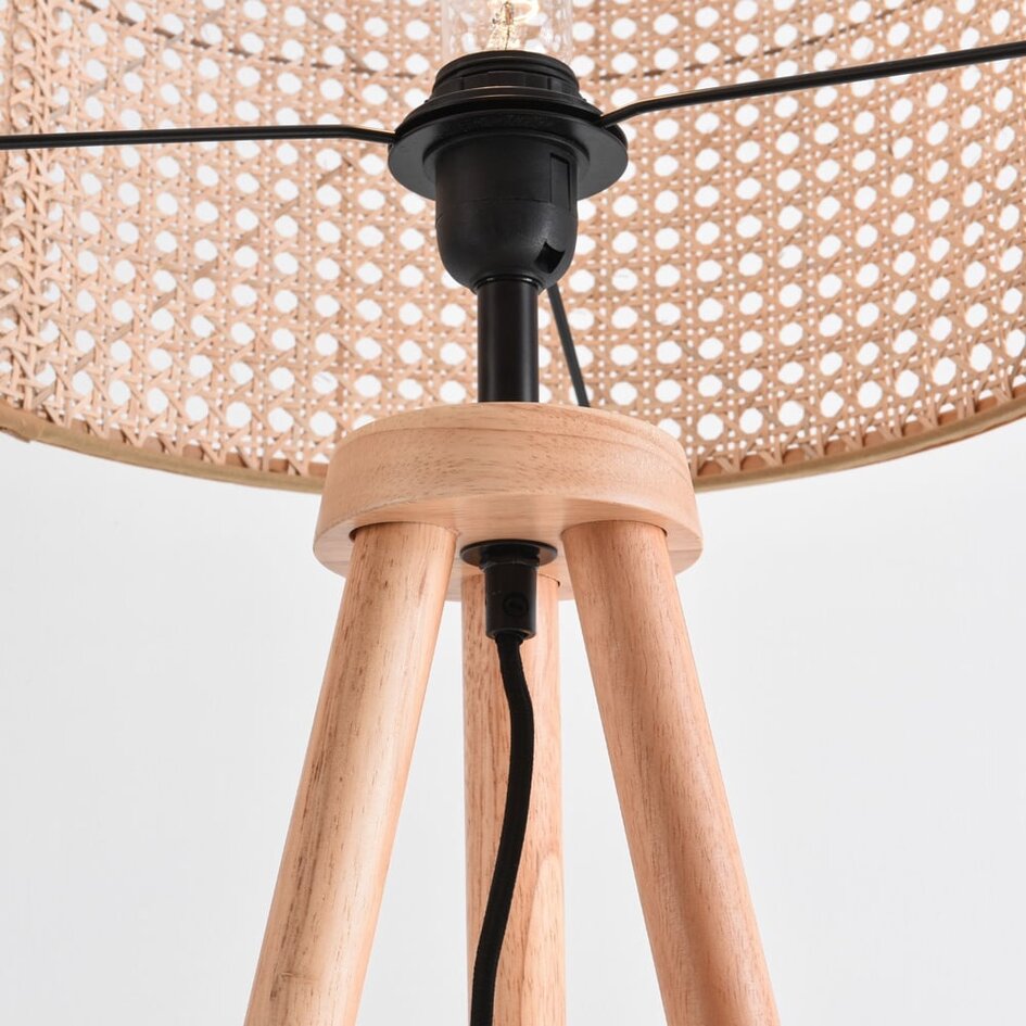 Lampadaire en bois trépied avec abat-jour en rotin - Vime