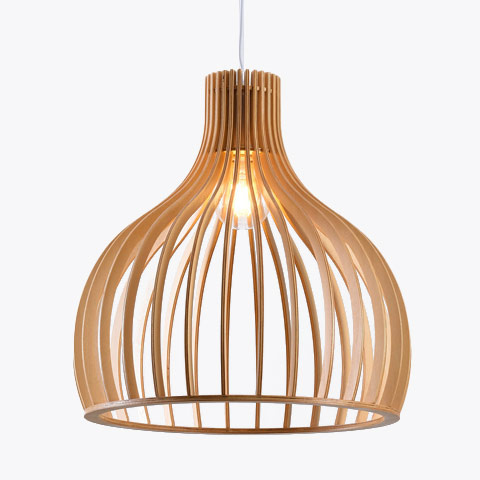 Lampes suspendues en bois