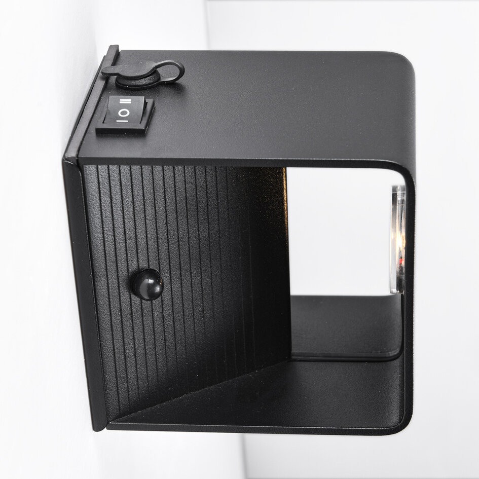 Applique extérieure rechargeable avec capteur - Pila